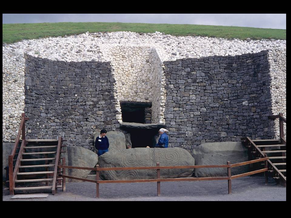 Mégalithe irlandais, Newgrange